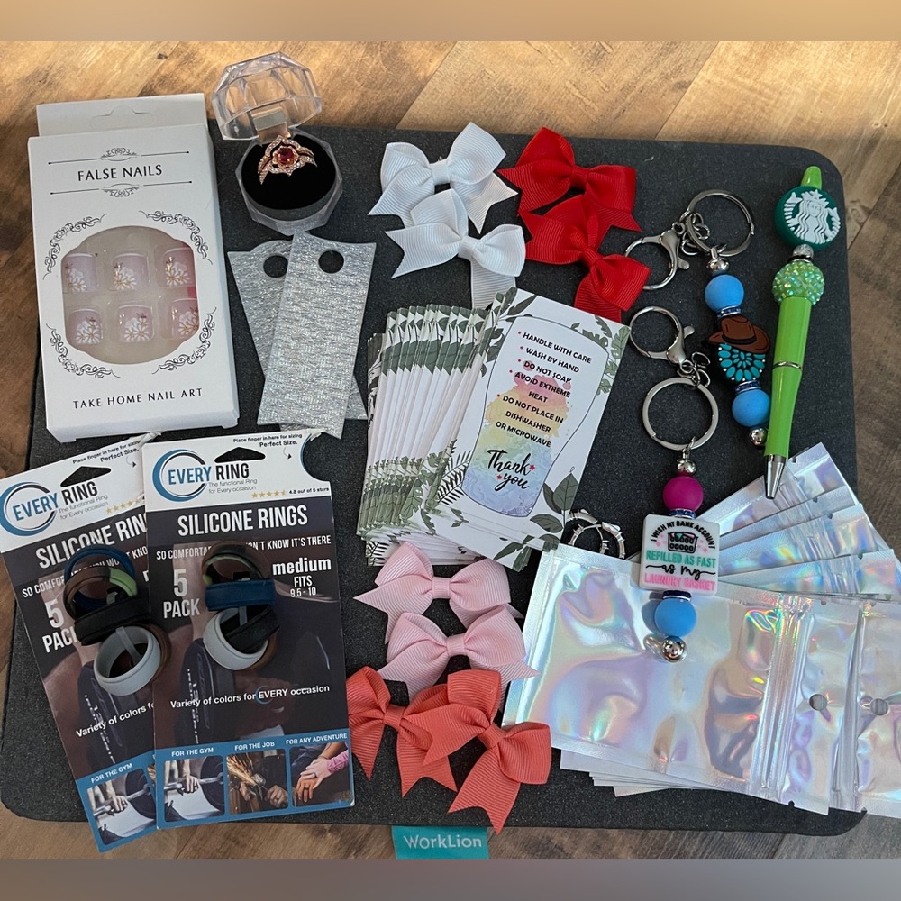 Your getting 70 things Small mystery box
